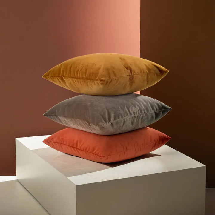 Dekoratyvinės pagalvėlės užvalkalas Velvet „Cinereous“